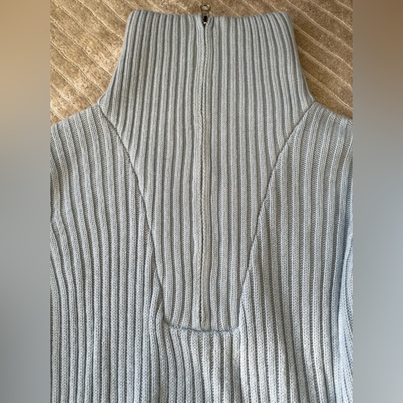 Tularosa Lovelle zip sweater - Picture 2 of 6